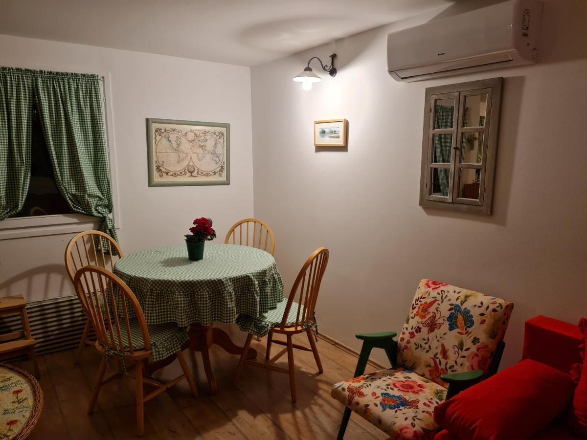 Charismatic Garden Cottage With Sea View Lokva Rogoznica Exterior photo