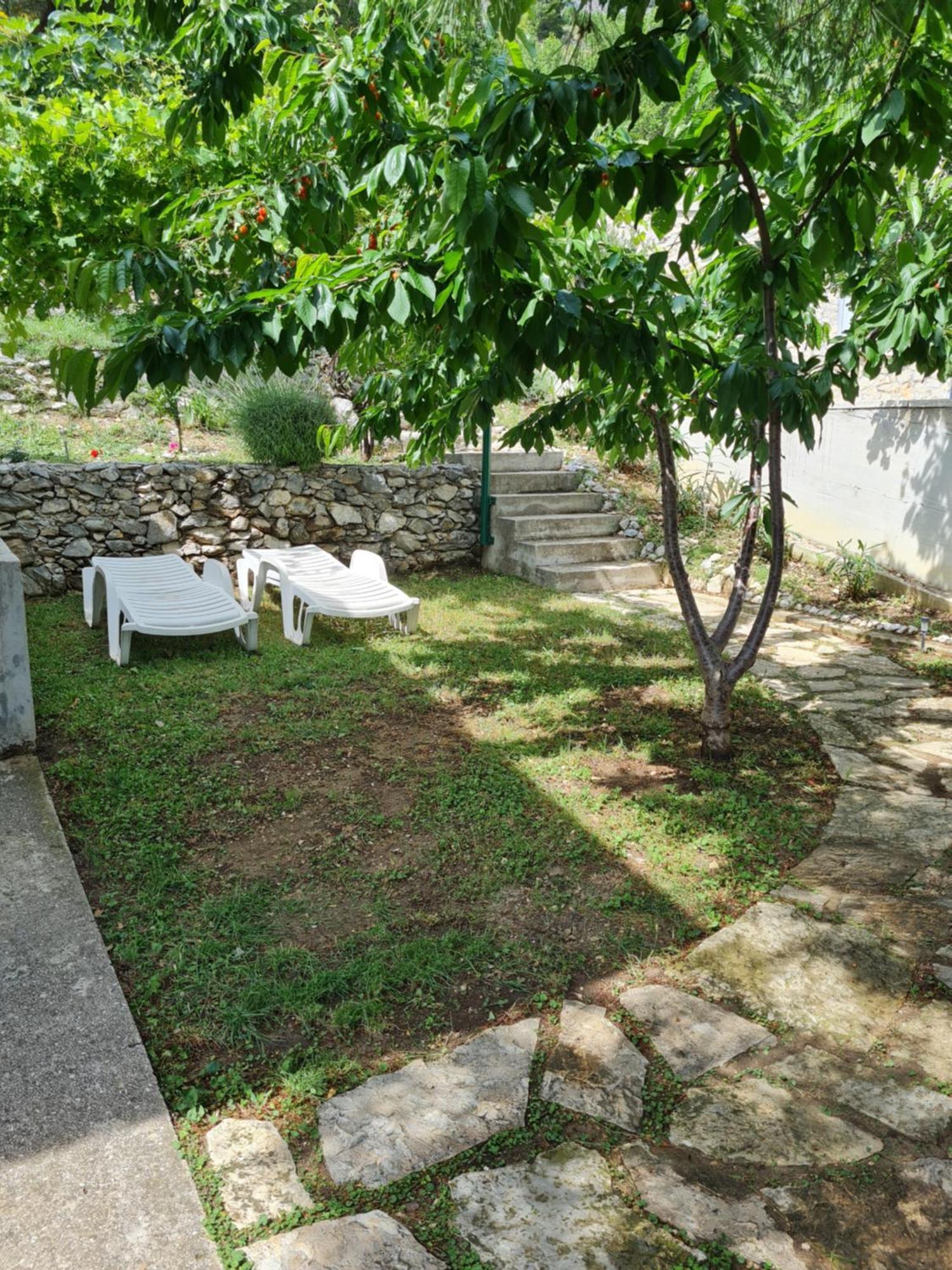 Charismatic Garden Cottage With Sea View Lokva Rogoznica Exterior photo