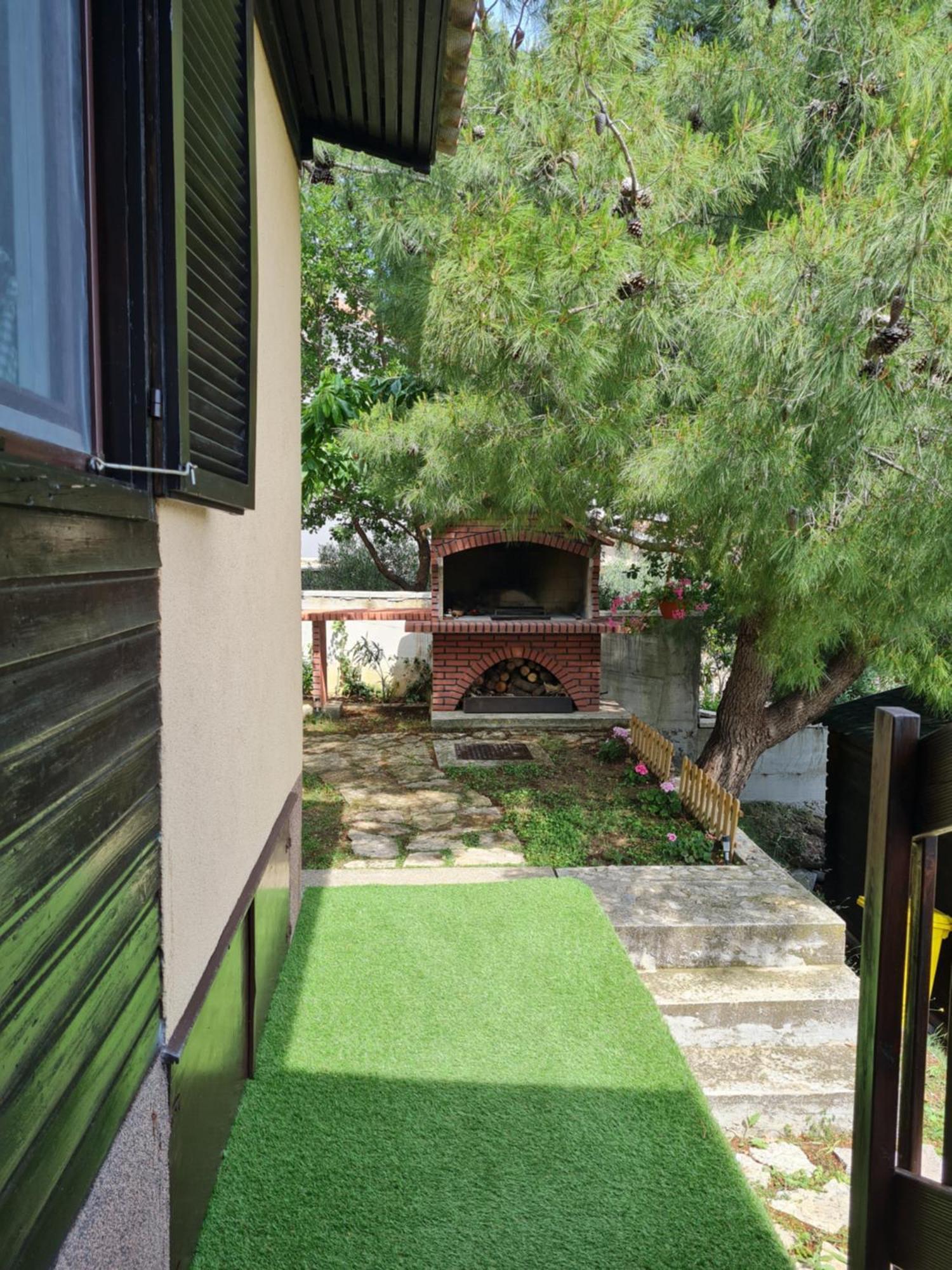 Charismatic Garden Cottage With Sea View Lokva Rogoznica Exterior photo